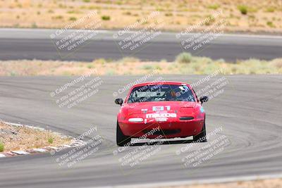 media/May-31-2025-CalClub SCCA (Sat) [[2c1a04e1ee]]/Qualifying/Group 5/Turn 4/